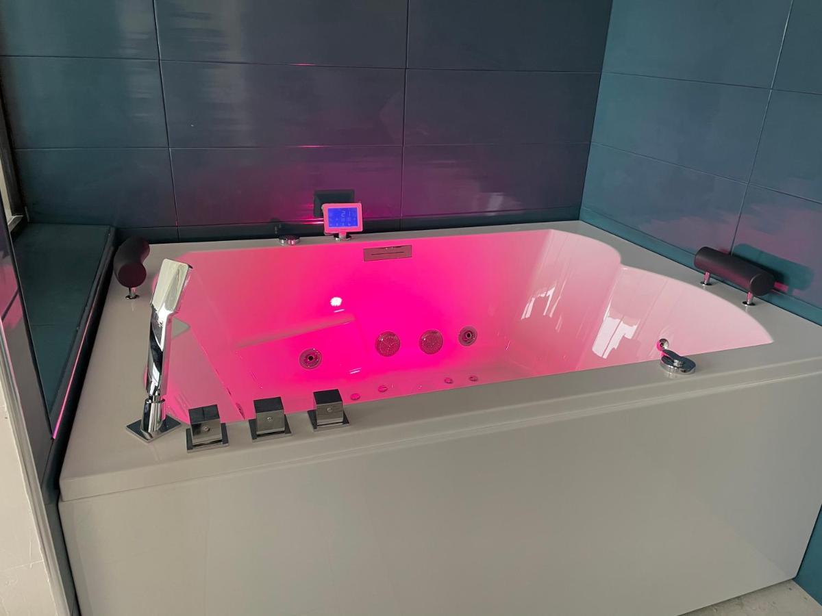 Luxe Balneotherapie Au Village Naturiste Du Cap D'agde Apartment
